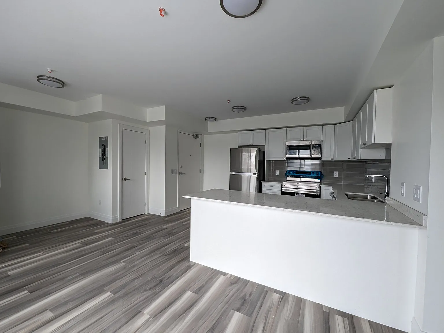 144 Lucan Ave. Waterloo — Photo 4