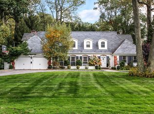 26 Brite Ave, Scarsdale, NY 10583