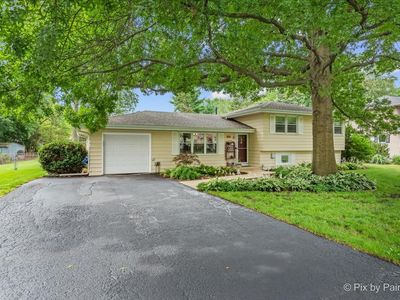 28W705 Rogers Ave, Warrenville, IL, 60555