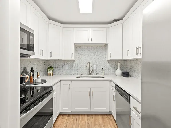 21 Vaughns Gap Rd #F91, Nashville, TN 37205