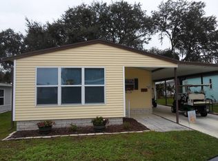 6010 Forest Lake Dr, Zephyrhills, FL 33540