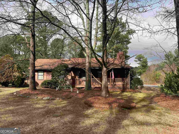 1701 Rose Garden Ln, Loganville, GA 30052
