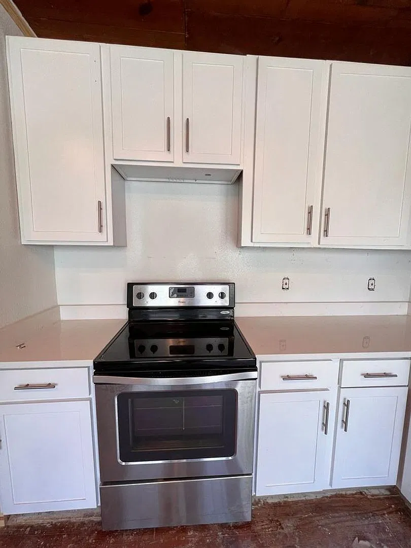 2442 Catherine St. — Photo 1