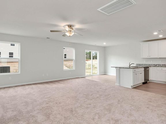 2nd image of 576 Lamorak Pl