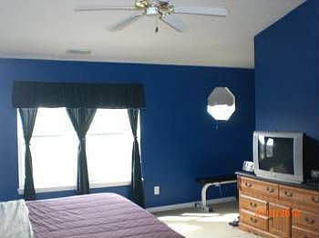 4th image of 2937 Foxbriar Pl