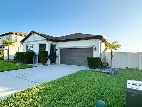 2410 Bittle Way Photo 1
