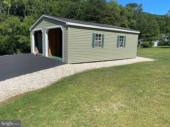 4th image of 495 Fox Hollow Rd