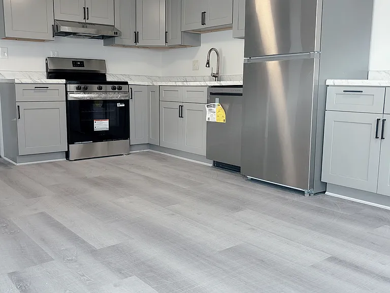 433 Hamilton Ave — Photo 3