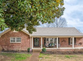 1360 Hayne Rd, Memphis, TN 38119