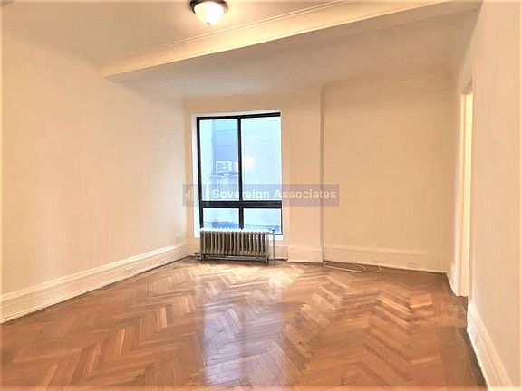 5th image of 77 W 104th St APT 5a
