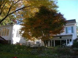 1 Farmhill Rd, Sewickley, PA 15143