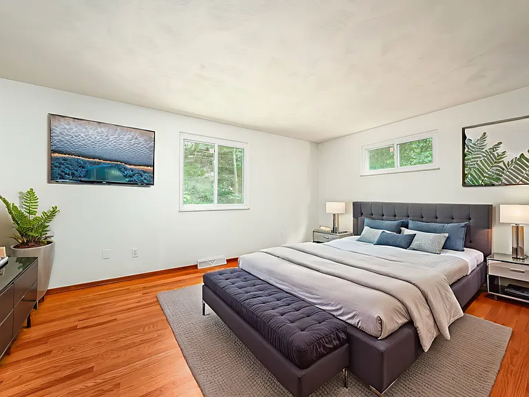 466 Mohican Ave — Photo 19