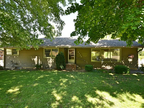 2439 W 10th St, The Dalles, OR 97058