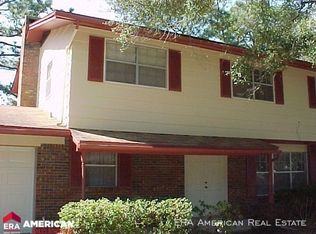 187 Country Club Rd, Shalimar, FL 32579