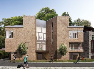 1977 E 126th St, Cleveland, OH 44106