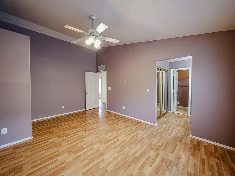 10935 W Ruth Ave — Photo 11