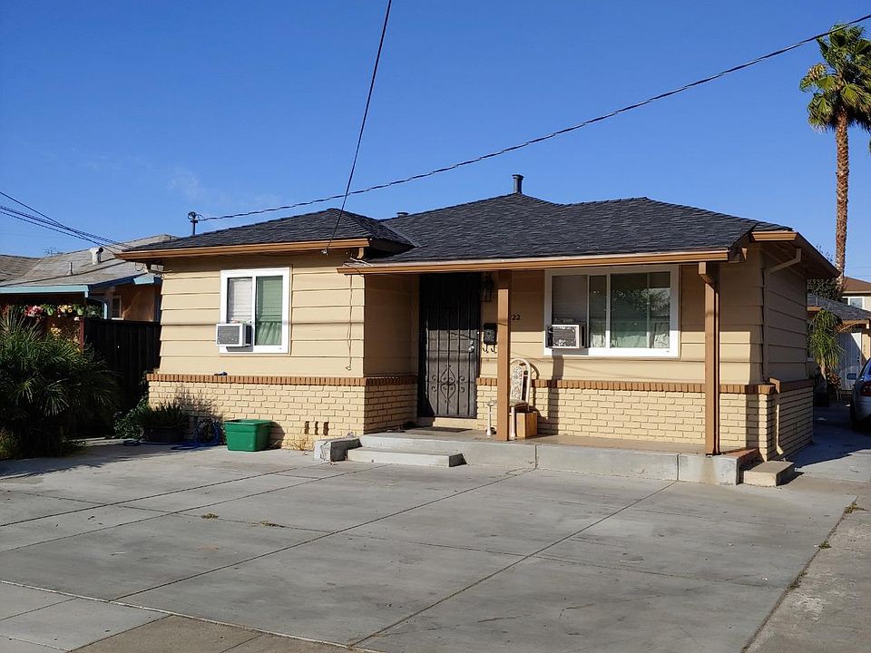 2nd image of 820 N 14th St