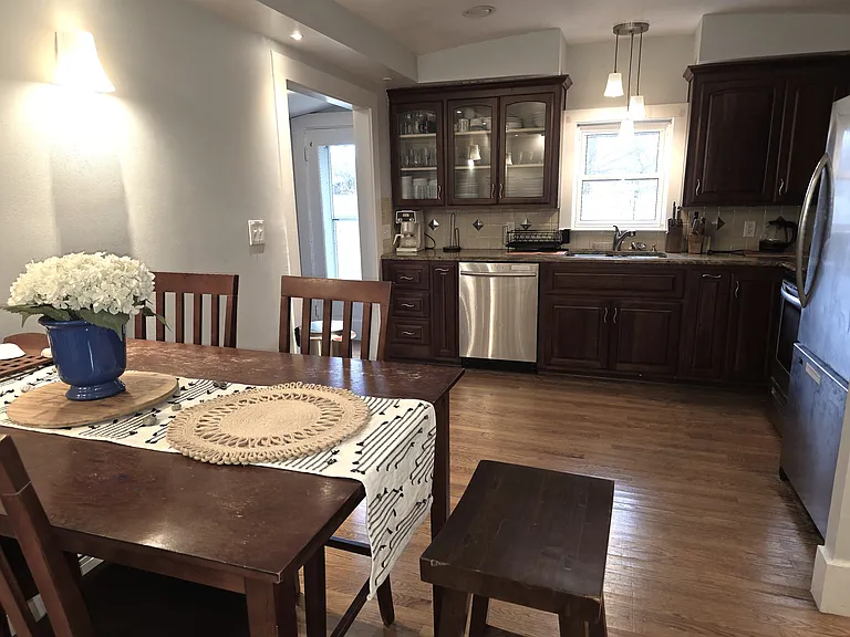 11A Cove Rd #A — Photo 8