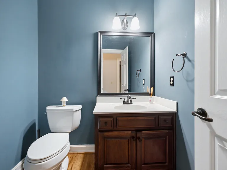 5525A Hampstead Way — Photo 13