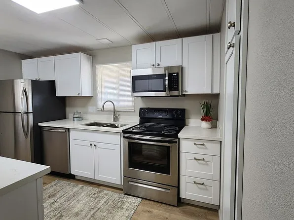 11811 N 19th Ave Lot 46, Phoenix, AZ 85029