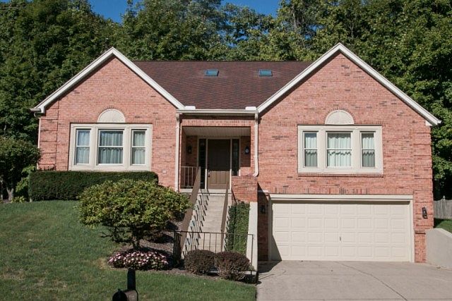 1st image of 1033 Rambeau Dr