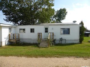 211 2nd Ave W, Paynton, SK S0M2J0