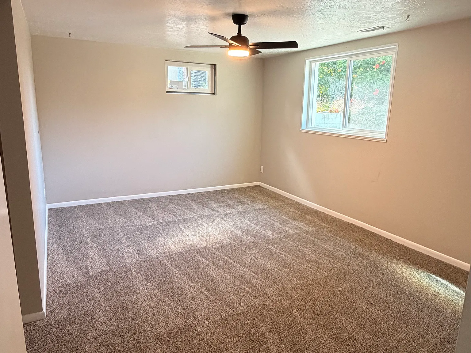 2 bed, 1100 sqft, $1,700 — Photo 3