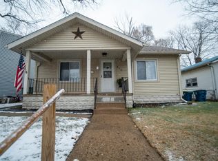 516 Hendricks St, Mishawaka, IN 46544