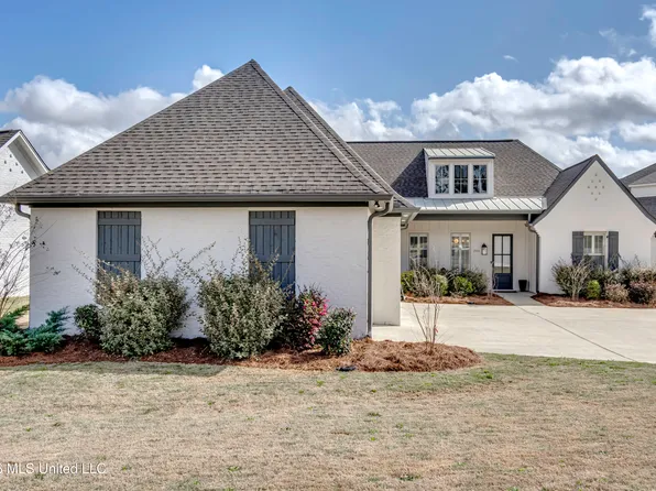 200 Herons Bay Cir, Madison, MS 39110