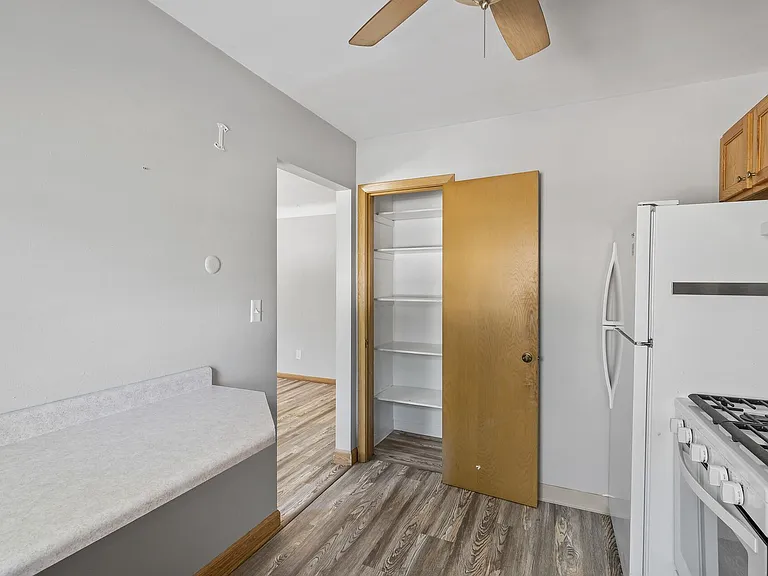 1009 Randolph Ave — Photo 9