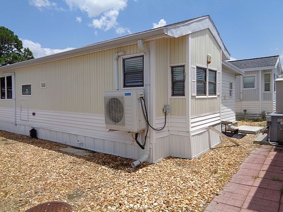 3rd image of 11413 Jordan Ave