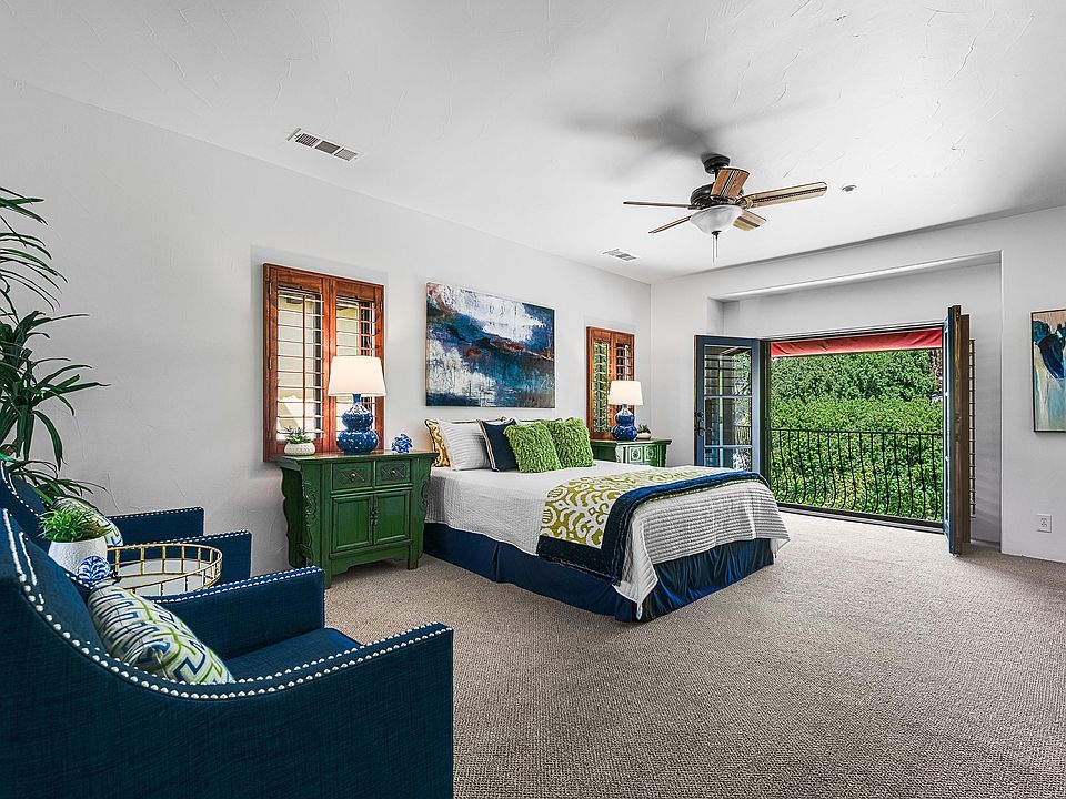 1st image of 318 E Villaggio