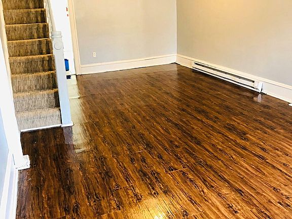 4th image of 2737 N Fairhill St