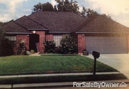 1st image of 124 Corkwood St