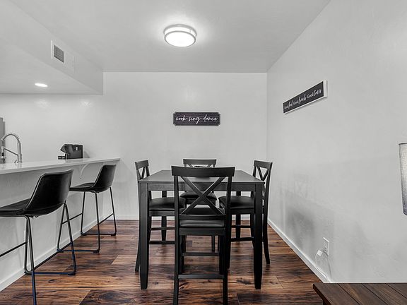 4th image of 2129 N Margaret Ave #A