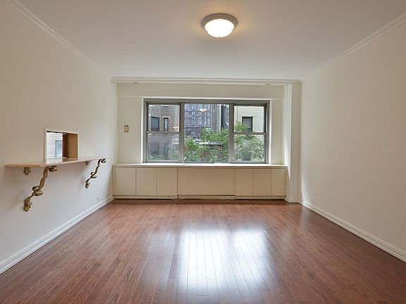 4th image of 650 Park Ave APT 6B