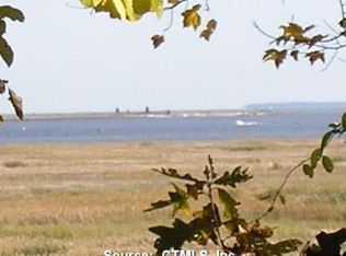 22 Ragged Rock Rd, Old Saybrook, CT 06475