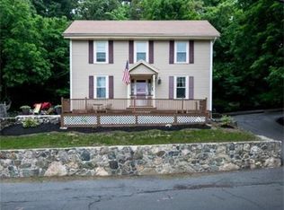 51 Mountain St, Woburn, MA 01801