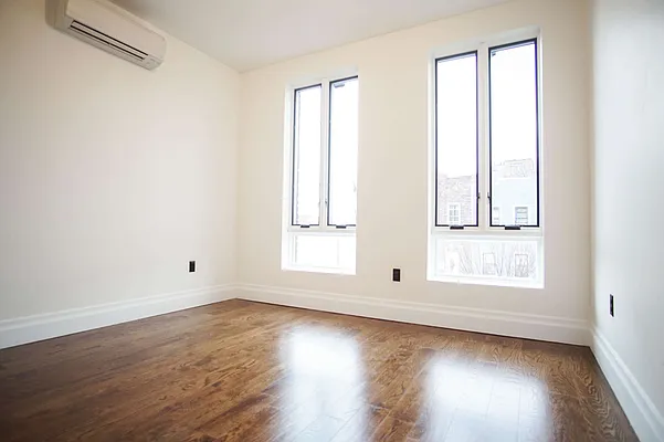 Rented by Lofts and Flats LLC | media 3