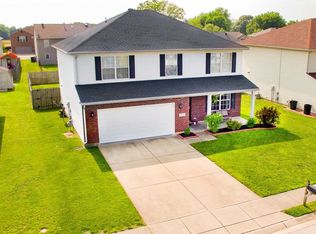 2807 Pearce Point, Newburgh, IN 47630