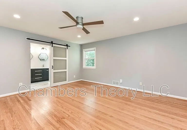 9205 Hamilton Dr — Photo 19