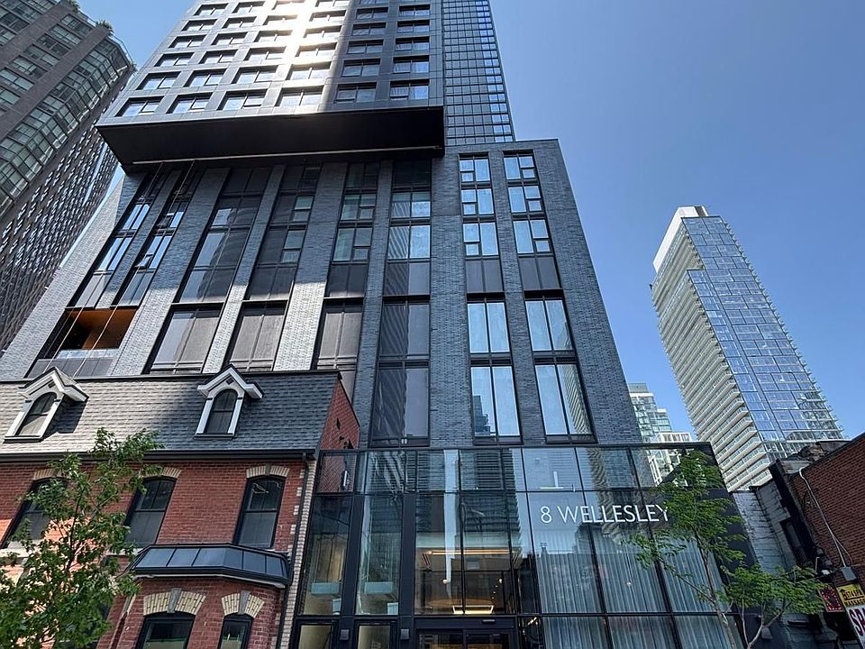 1st image of 8 Wellesley St W #908
