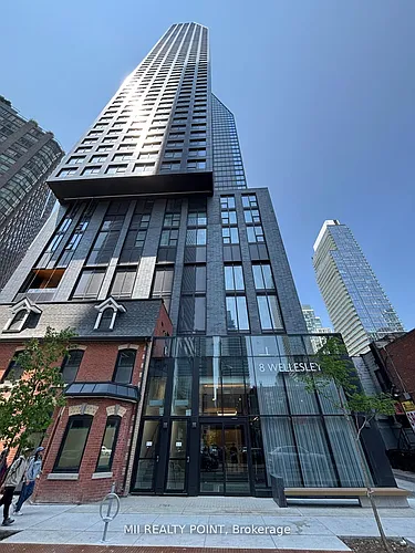 8 Wellesley St W Photo 1