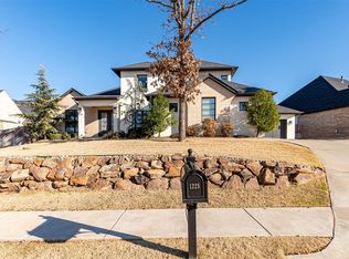 1225 Gateway Bridge Rd, Edmond, OK 73034