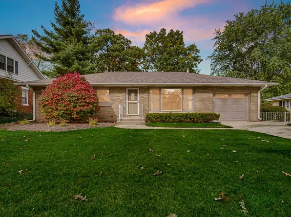 2504 Greenwood Ave, Trail Creek, IN 46360