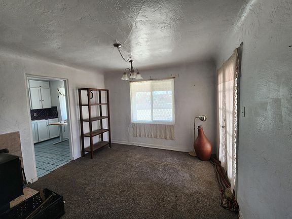 3rd image of 1103 La Luz Dr NW