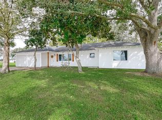 315 S 8th St, Beasley, TX 77417