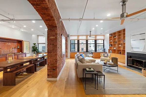 Sold by Nest Seekers International | media 23