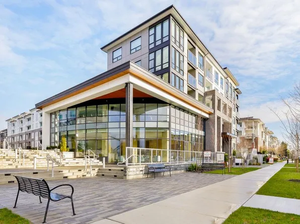 9213 Odlin Rd #322, Richmond, BC V6X 1C8