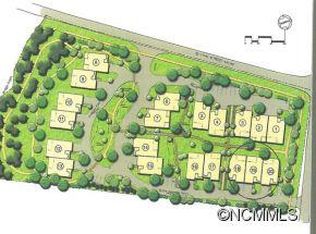 18-19 Twenty Blythe Commons Ct, Hendersonville, NC 28791